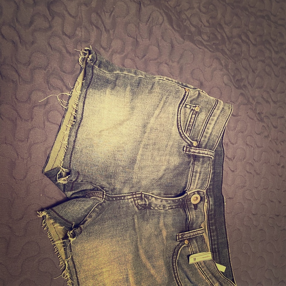 BCBG shorts